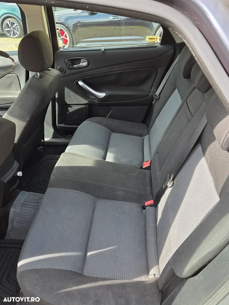Ford Mondeo 2.0 TDCi Trend - 7