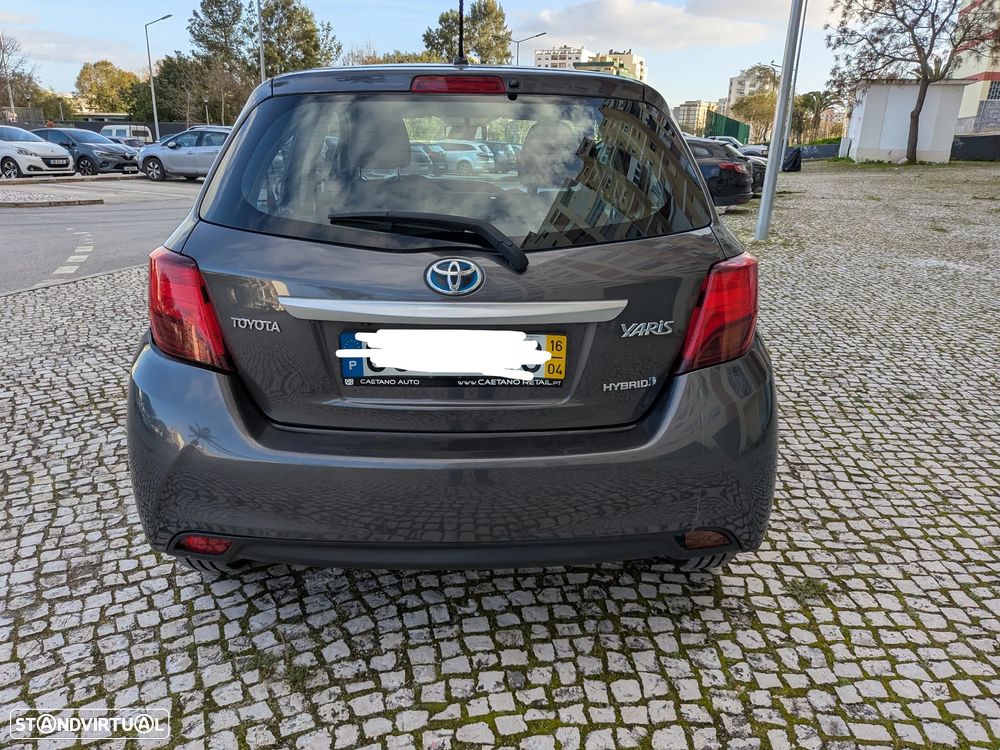 Toyota Yaris 1.5 HSD Comfort - 20