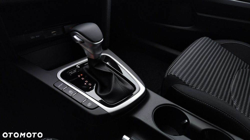 Kia Ceed - 14
