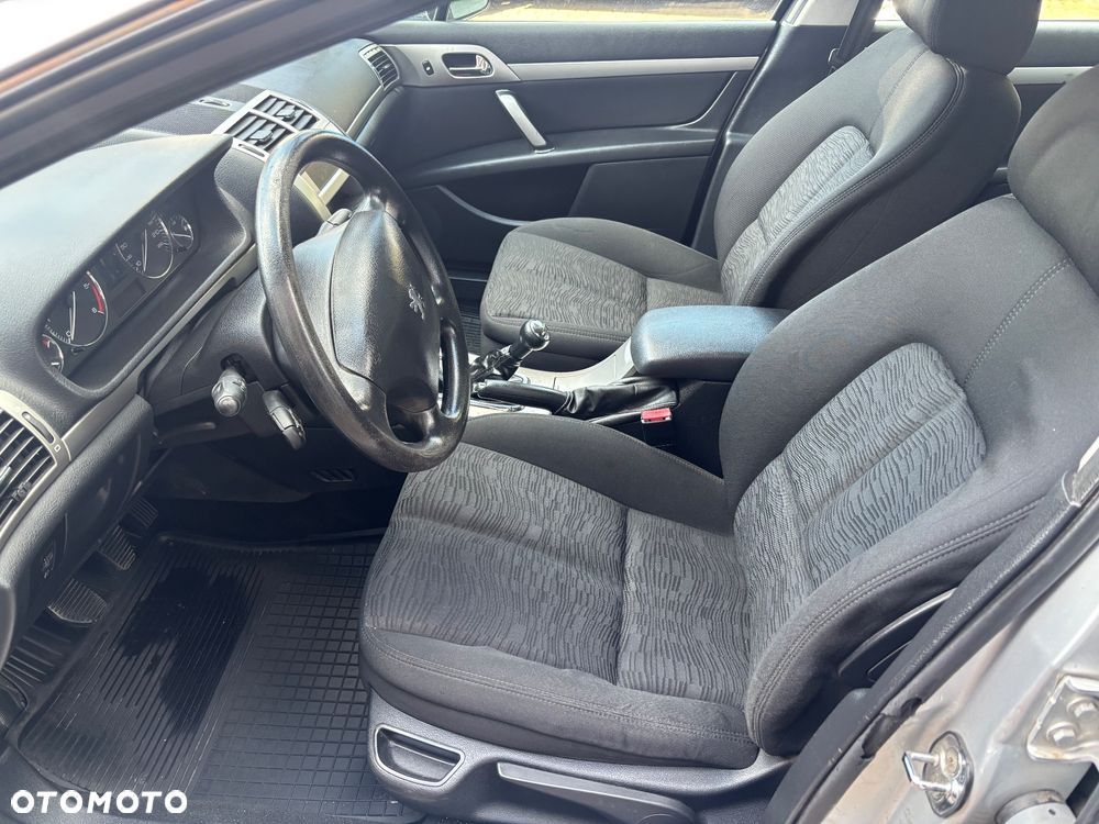 Peugeot 407 1.6 HDi Presence - 25