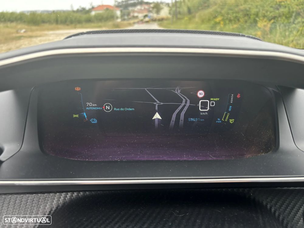Peugeot e-208 50 kWh GT - 15