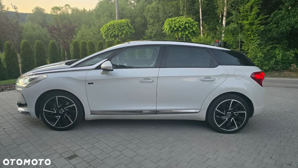 Citroën DS5 2.0 HDi Hybrid4 SoChic MCP - 3