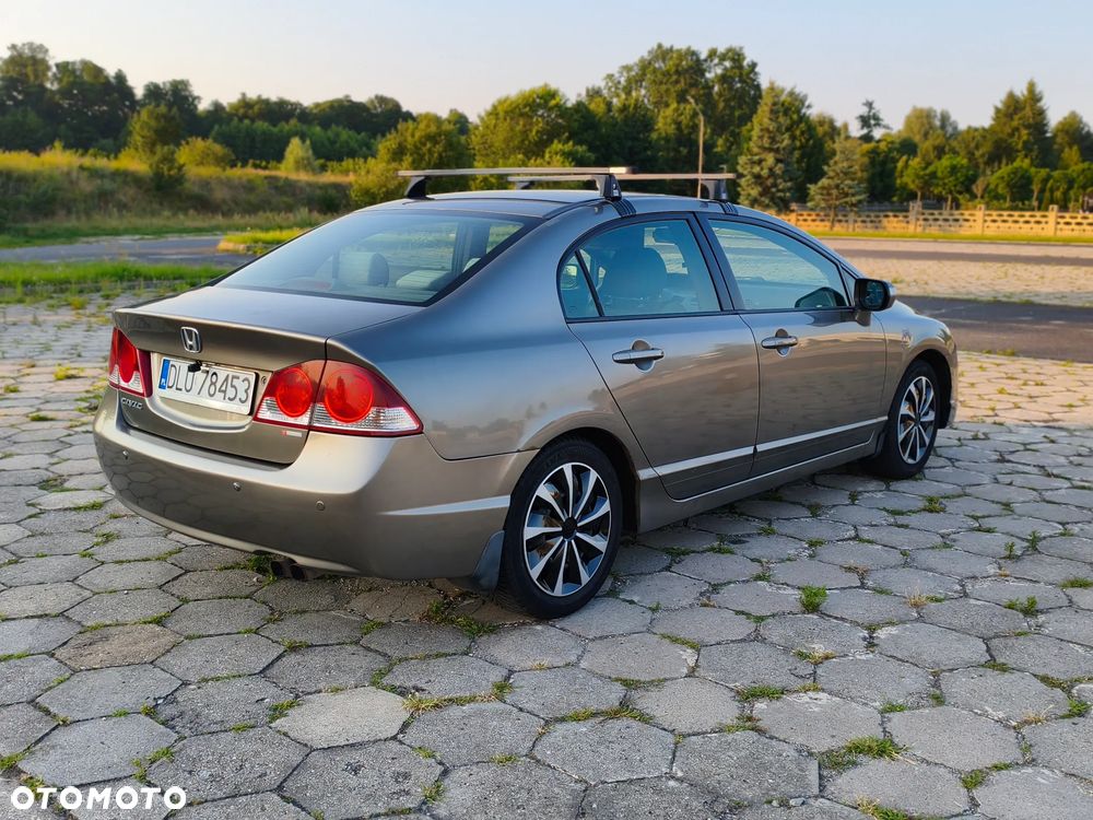 Honda Civic 1.8 Comfort - 3