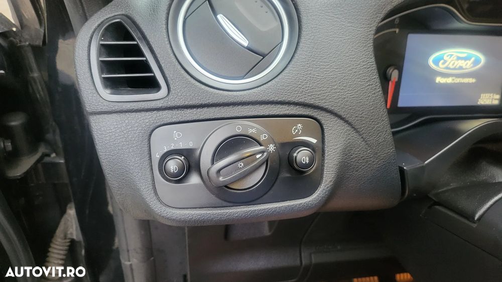 Ford S-Max - 18