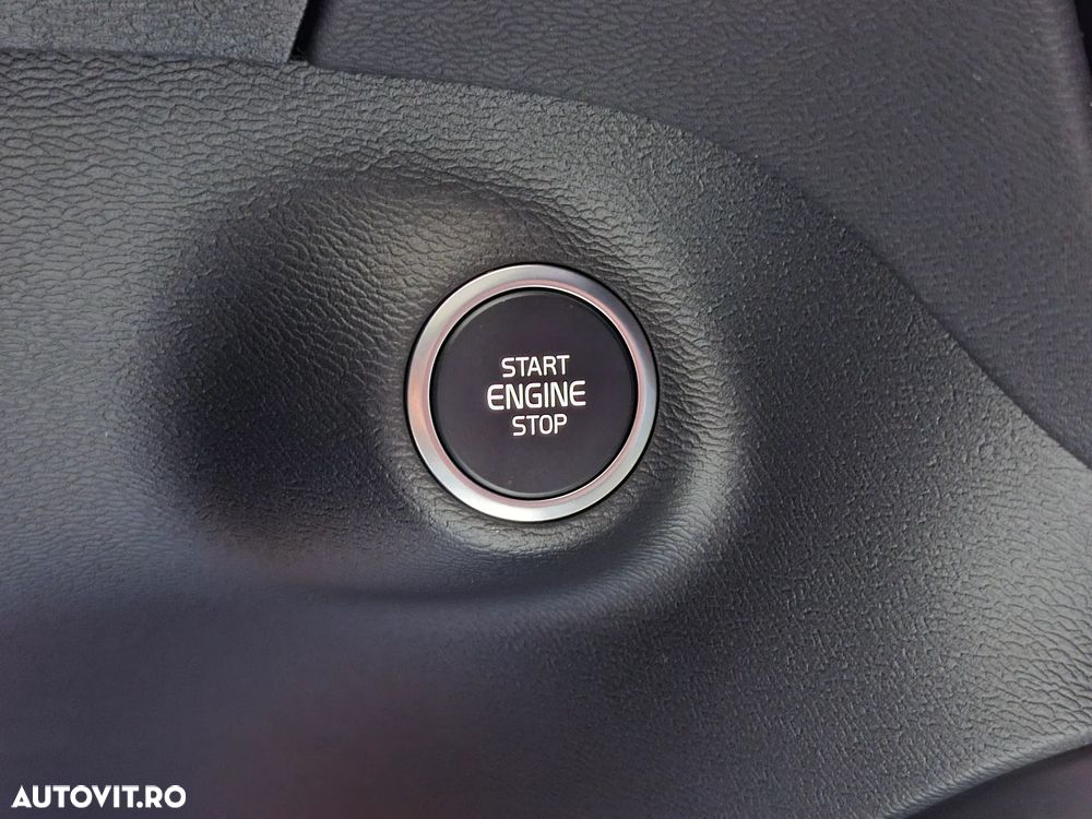 Volvo XC 40 B3 AT FWD MHEV Core - 20