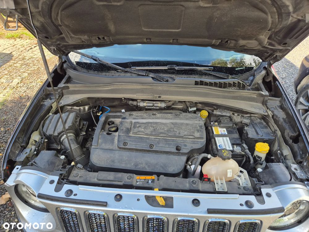 Jeep Renegade 1.4 MultiAir Limited - 30