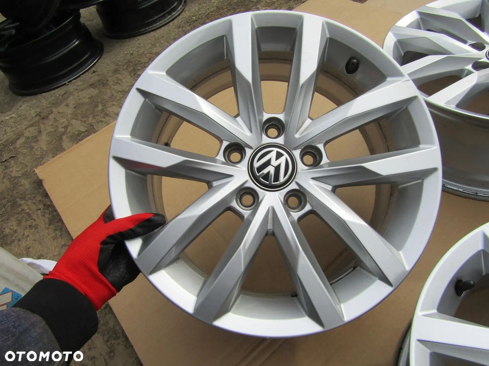 4x Felgi 16 VW T4 Touran Caddy Jetta Golf V VI VII VIII Passat B5 B6 B7 B8 6,5 j 5x112 ET41 / 3Q0601025 - 15