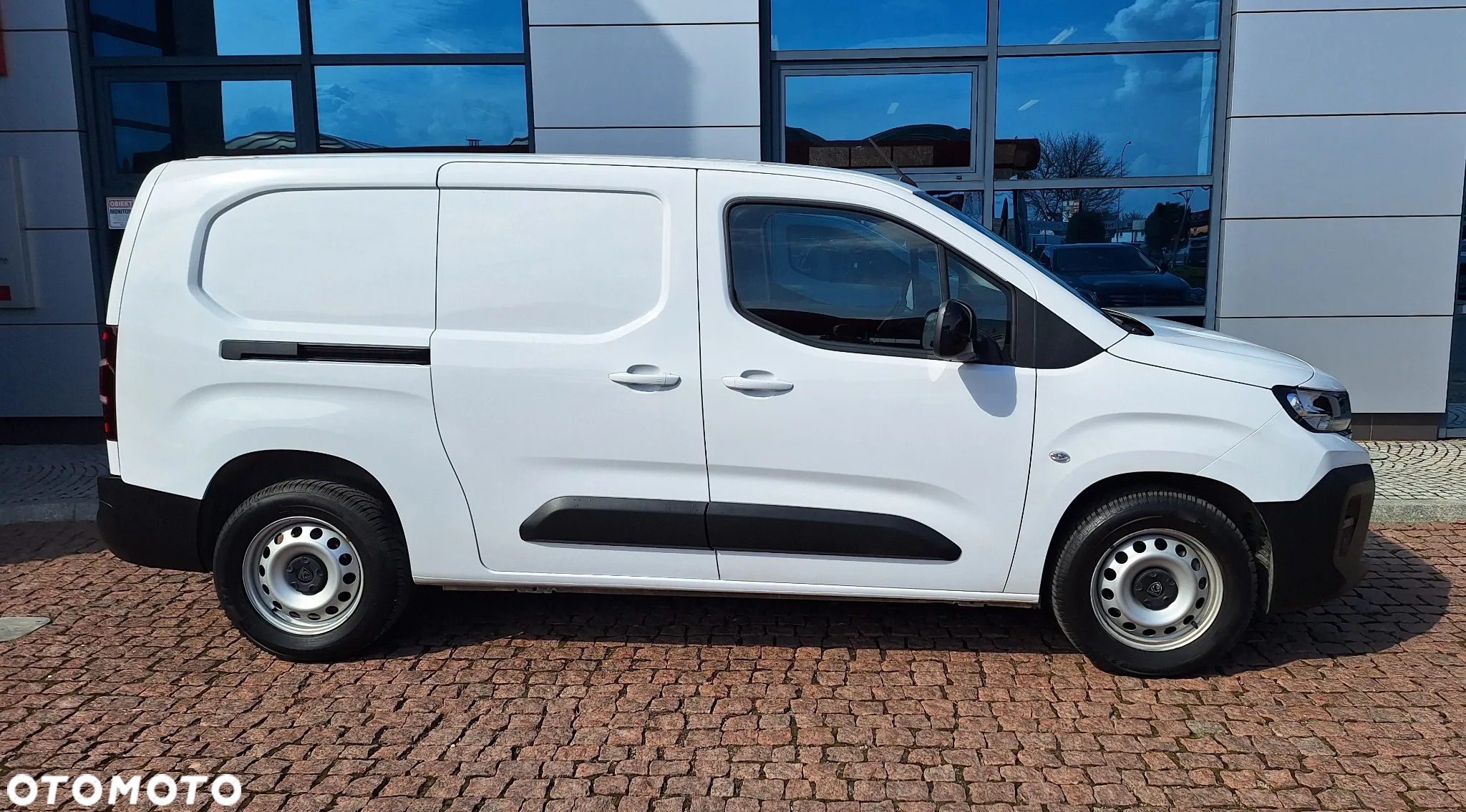 Peugeot Partner Furgon Long 950kg BlueHDi 100 KM S&S M6 - 4
