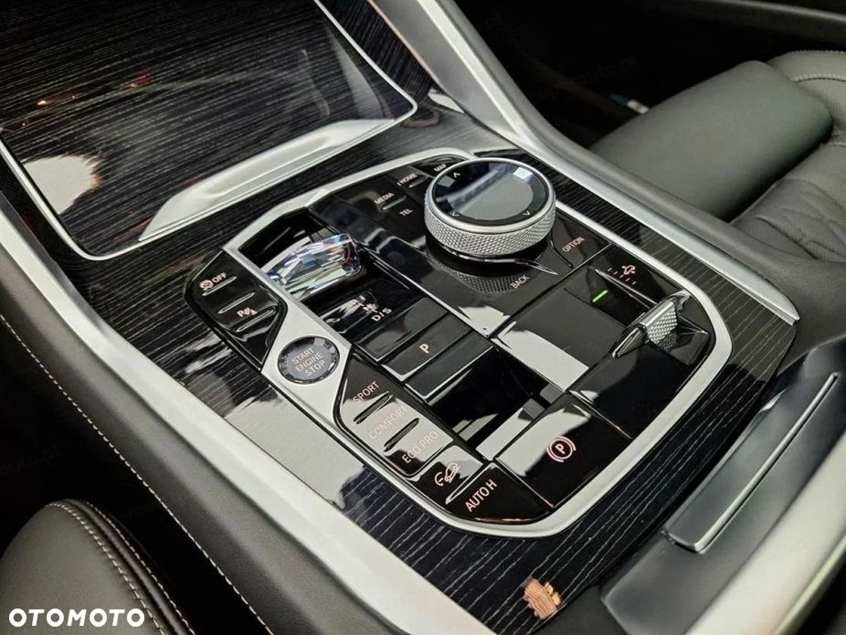 BMW X6 xDrive40i mHEV sport - 12