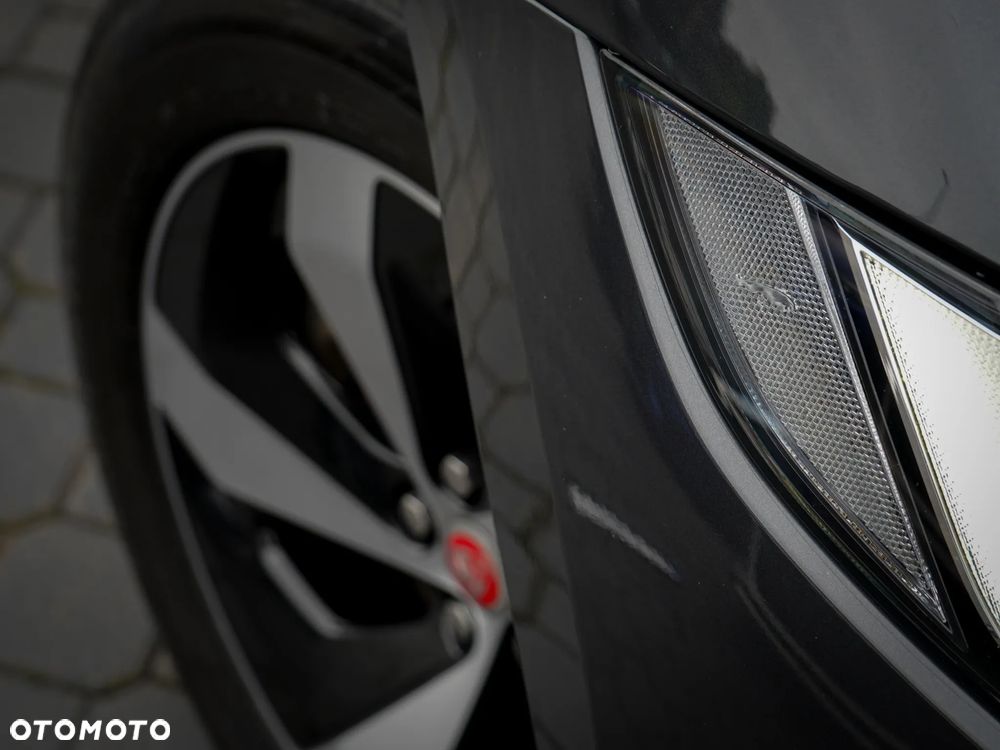 Jaguar F-Pace D200 AWD R-Dynamic S - 7