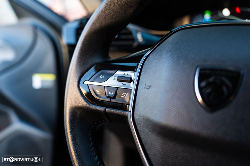 Peugeot 308 180 e-EAT8 Allure - 24