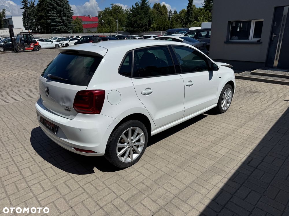 Volkswagen Polo 1.4 TDI (Blue Motion Technology) Comfortline - 5