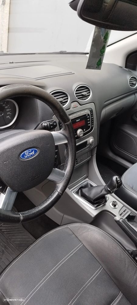 Ford Focus SW 1.6 TDCi DPF Titanium - 3