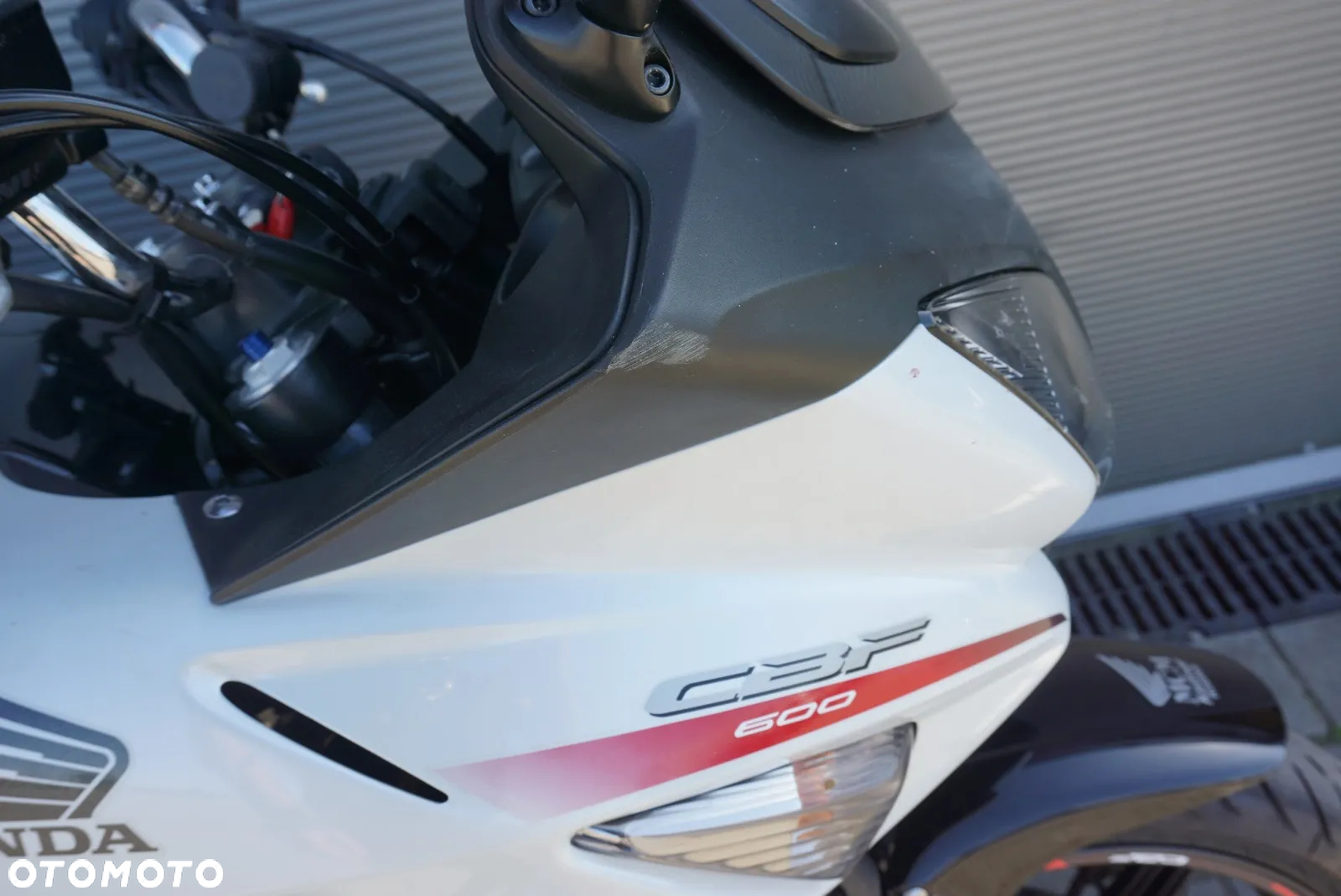 Honda CBF - 8