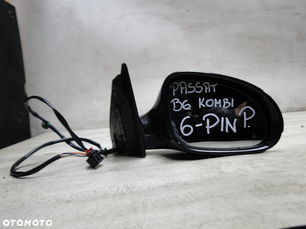 VW PASSAT B6 LUSTERKO PRAWE 6 PIN EUROPA