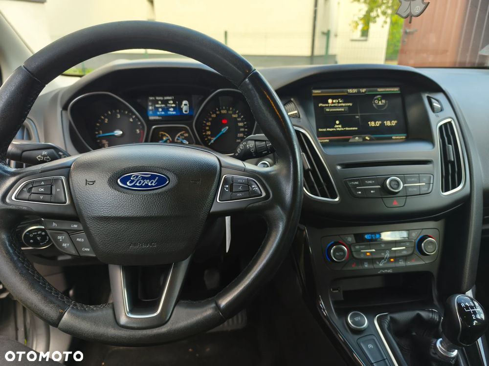 Ford Focus 1.5 TDCi Titanium ASS - 10