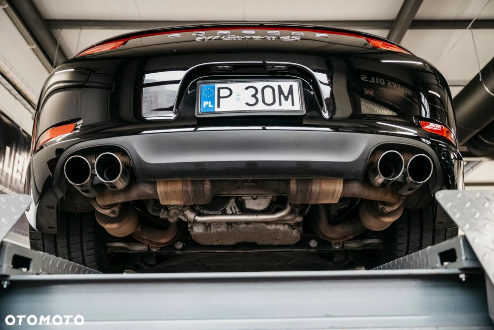 Porsche 911 Carrera 4S PDK - 31