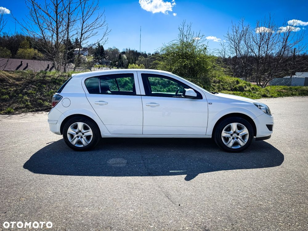 Opel Astra 1.6 Enjoy - 4