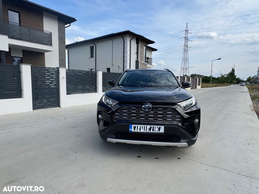 Toyota RAV4 - 10
