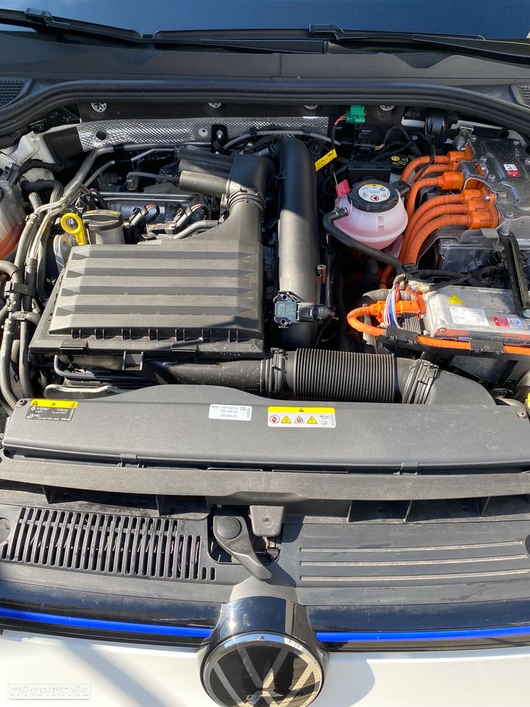 VW Golf 1.4 TSI GTE DSG - 12