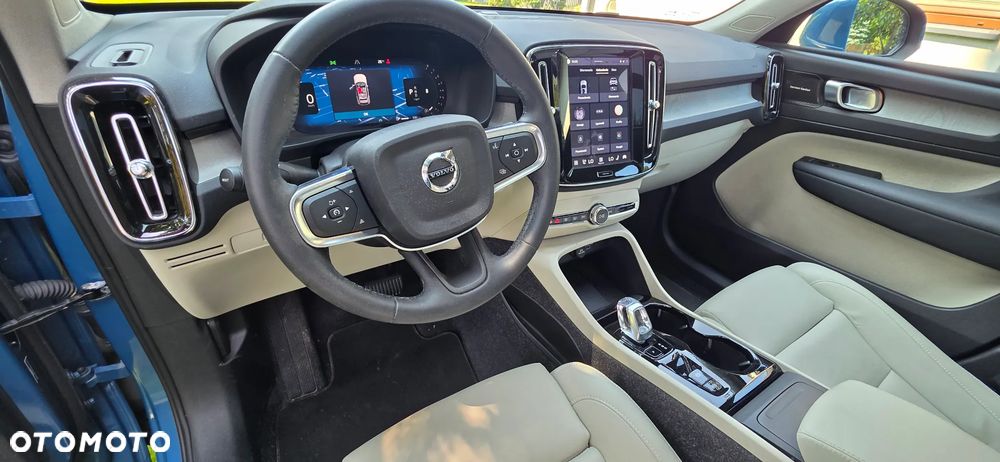 Volvo XC 40 B5 B AWD Ultimate Bright - 4
