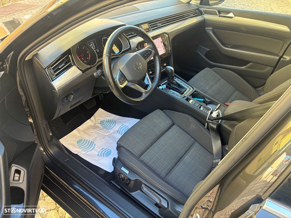 VW Passat Variant 2.0 TDI Business DSG - 7