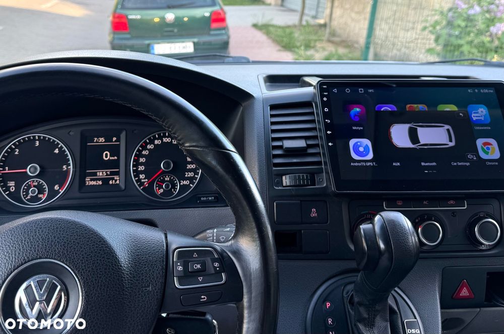 Volkswagen Transporter - 11