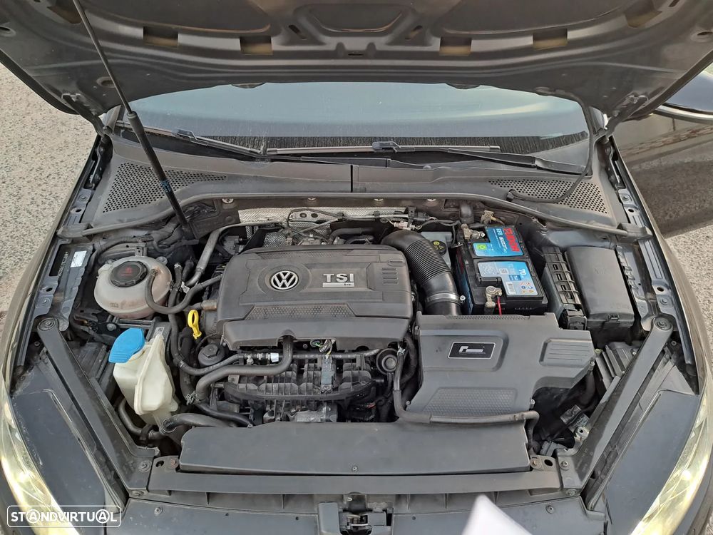VW Golf R 4Motion (BlueMotion ) DSG - 12