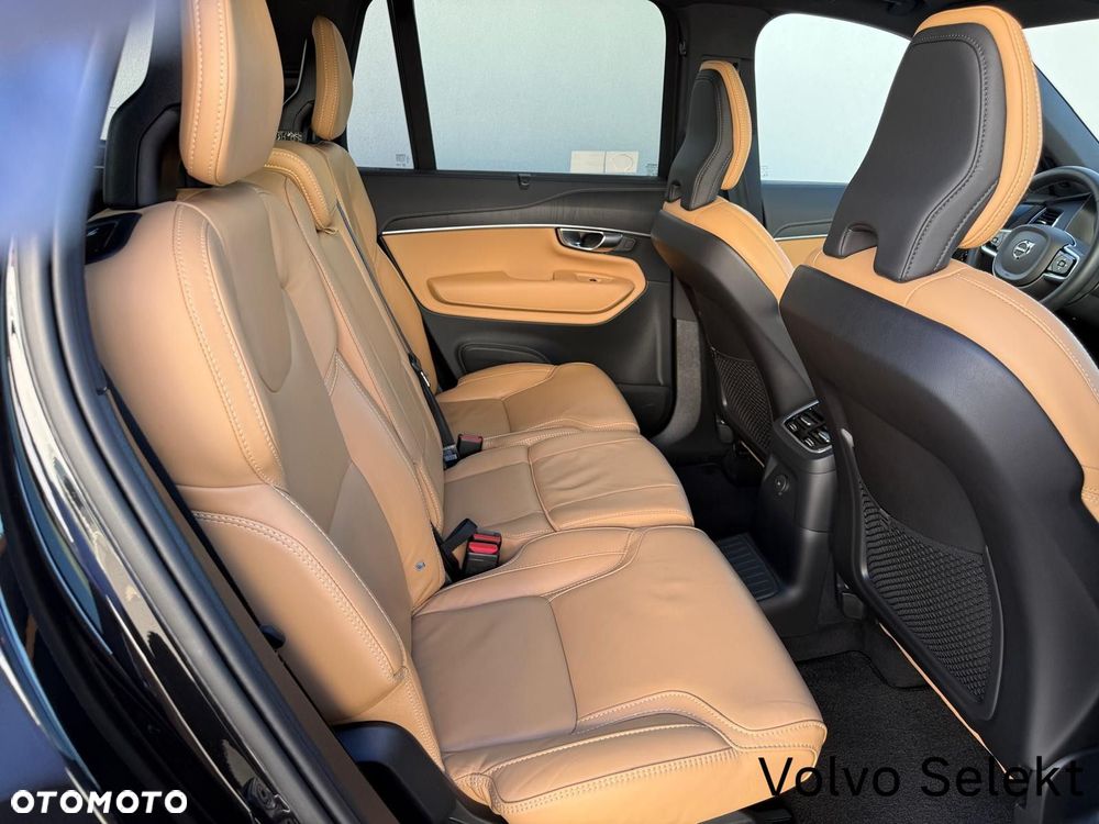 Volvo XC 90 - 40