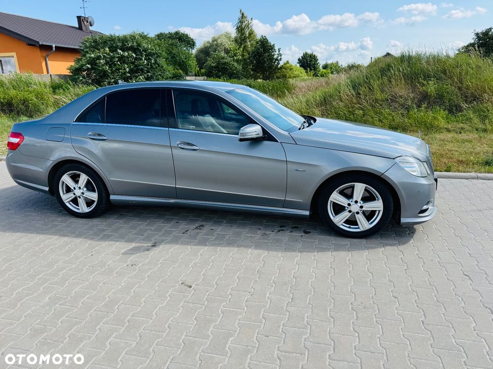 Mercedes-Benz Klasa E 250 CDI DPF BlueEFFICIENCY 7G-TRONIC - 2