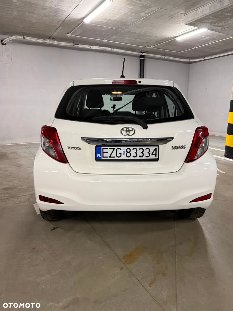 Toyota Yaris - 5