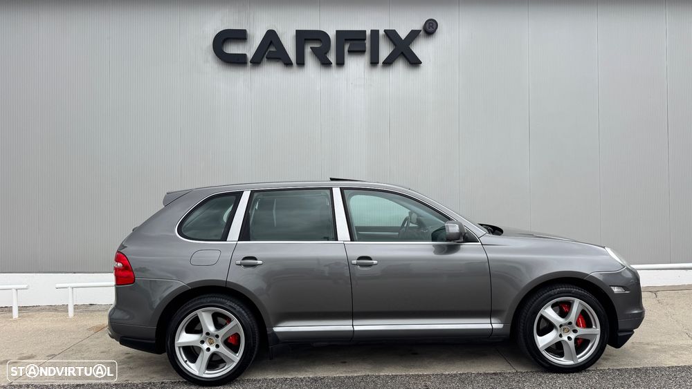 Porsche Cayenne Turbo - 15