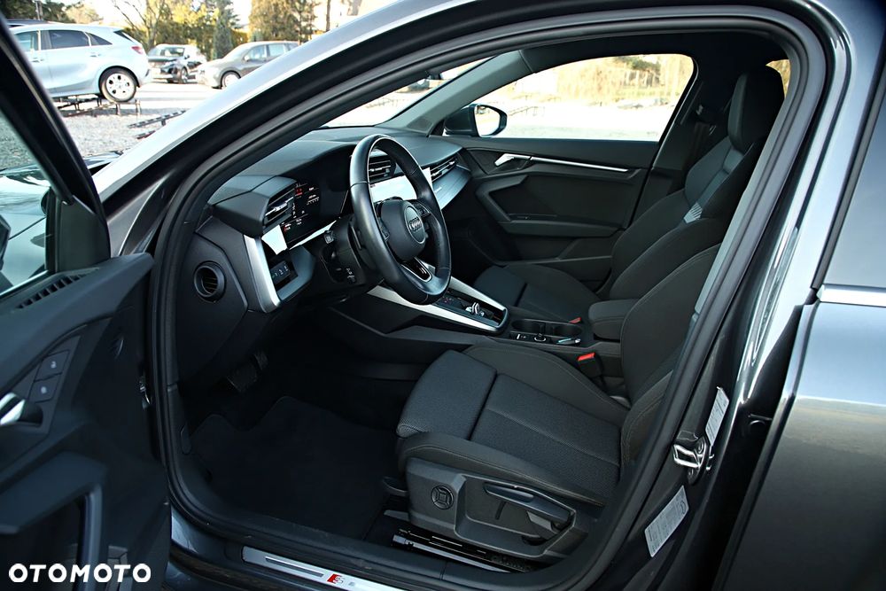 Audi A3 Limousine 35 TFSI Sport S tronic - 15