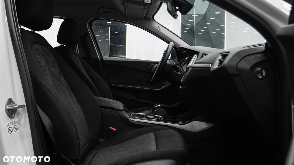 BMW Seria 1 118i Advantage - 17