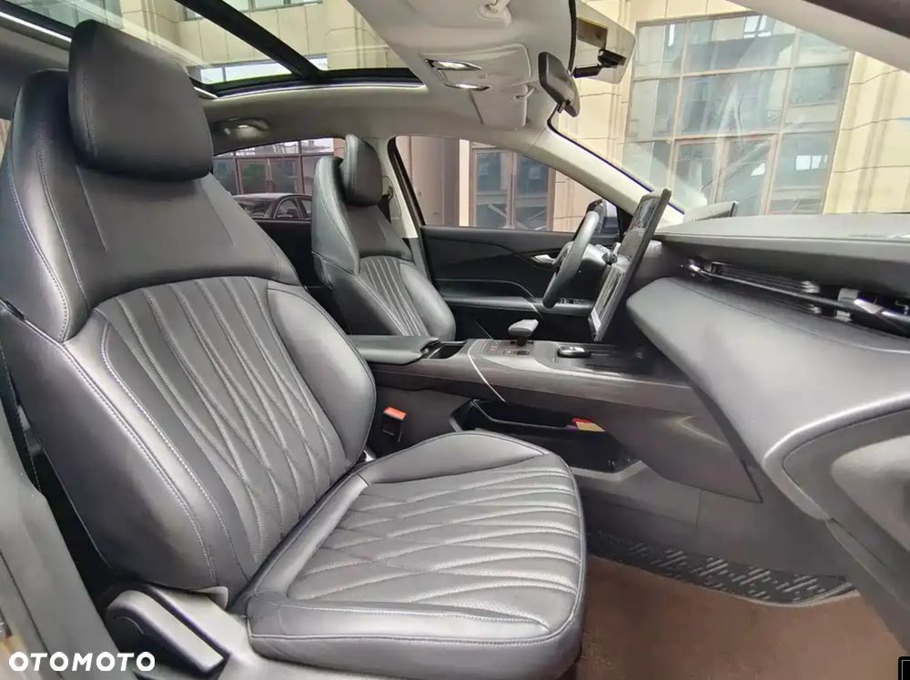 Changan UNI-V - 11
