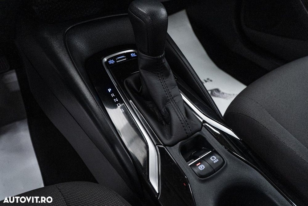 Toyota Corolla 1.8 HSD Dynamic - 21