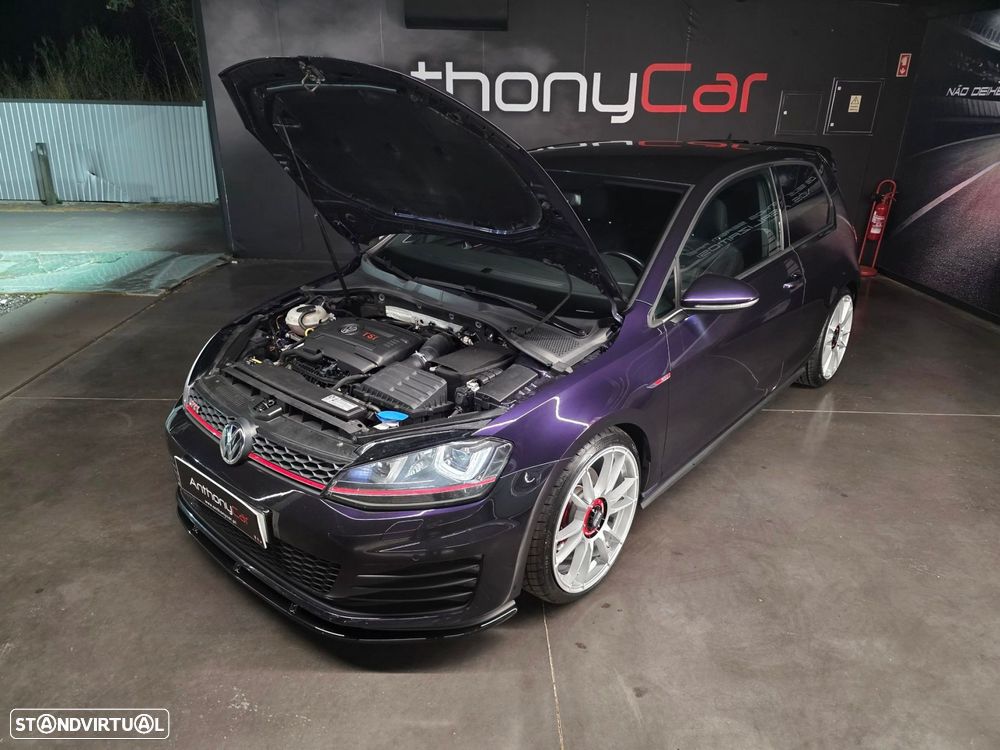 VW Golf 2.0 TSi GTi DSG - 35