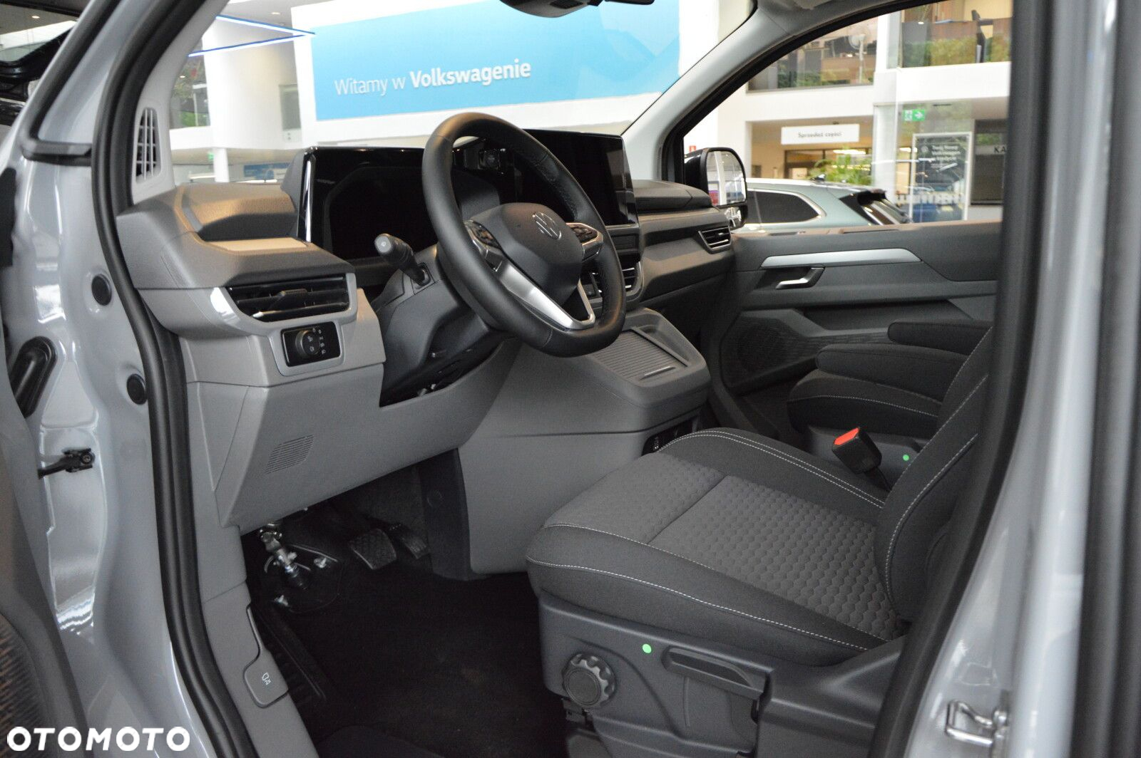 Volkswagen Caravelle Life - 11