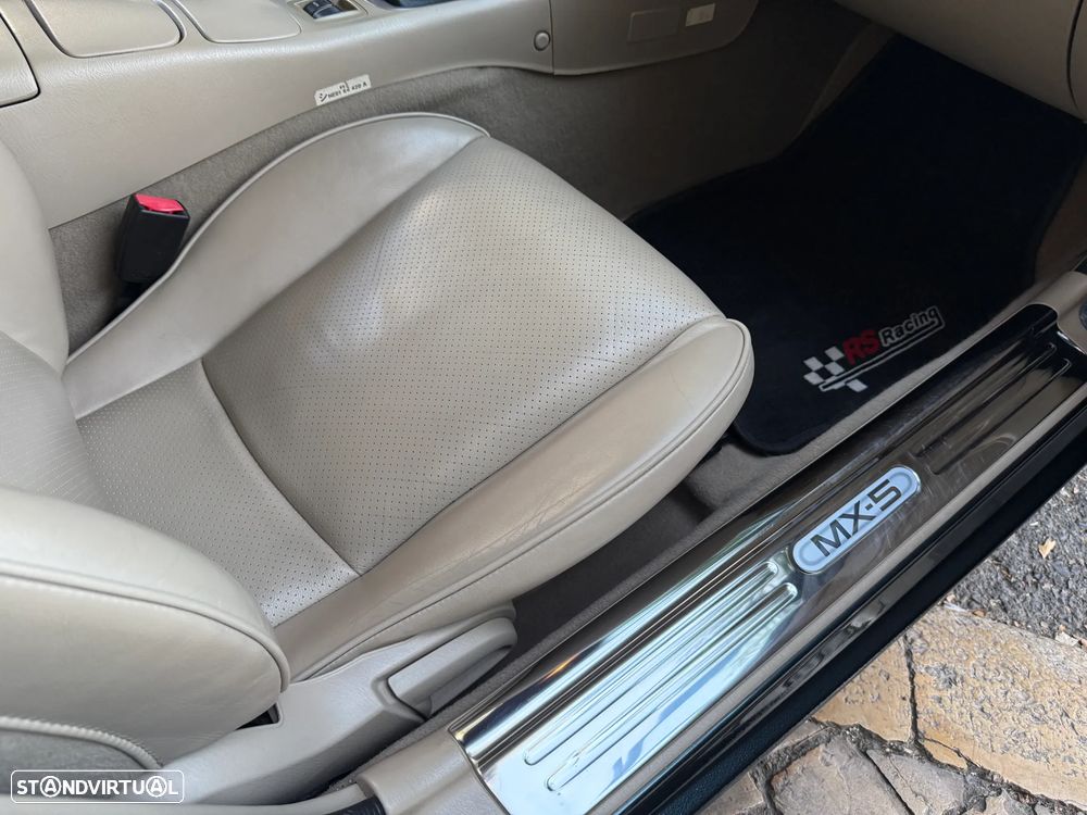 Mazda MX-5 1.6i 16V - 15