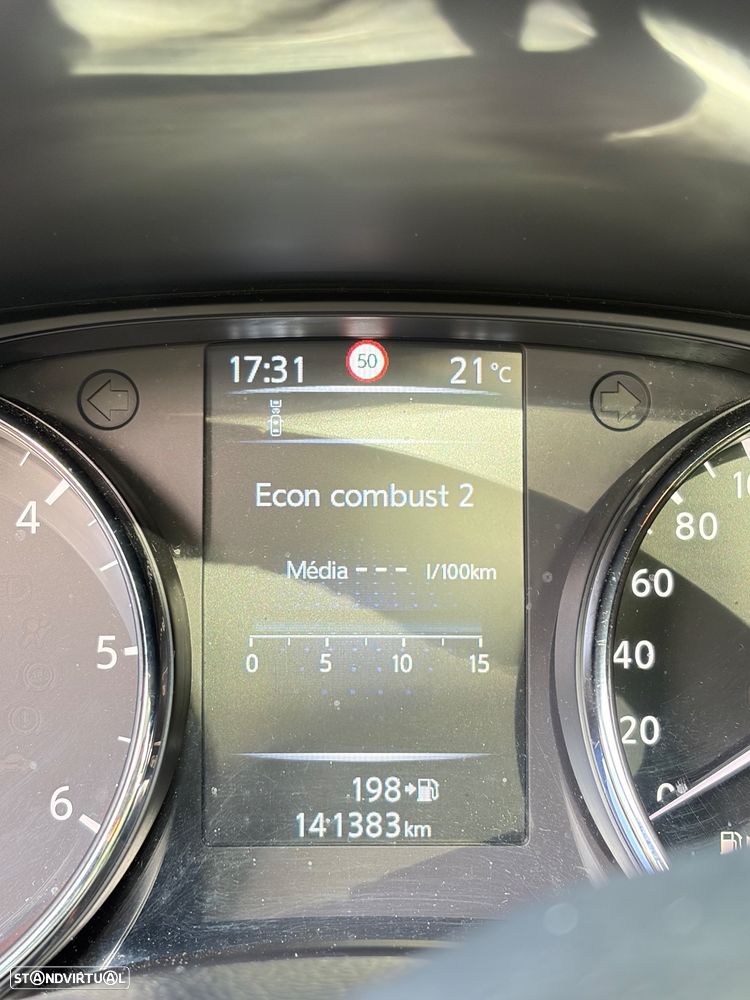 Nissan Qashqai 1.5 dCi N-Connecta - 18