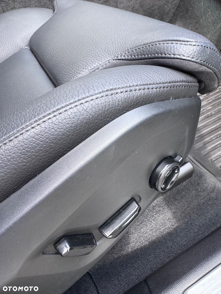 Volvo XC 60 - 12