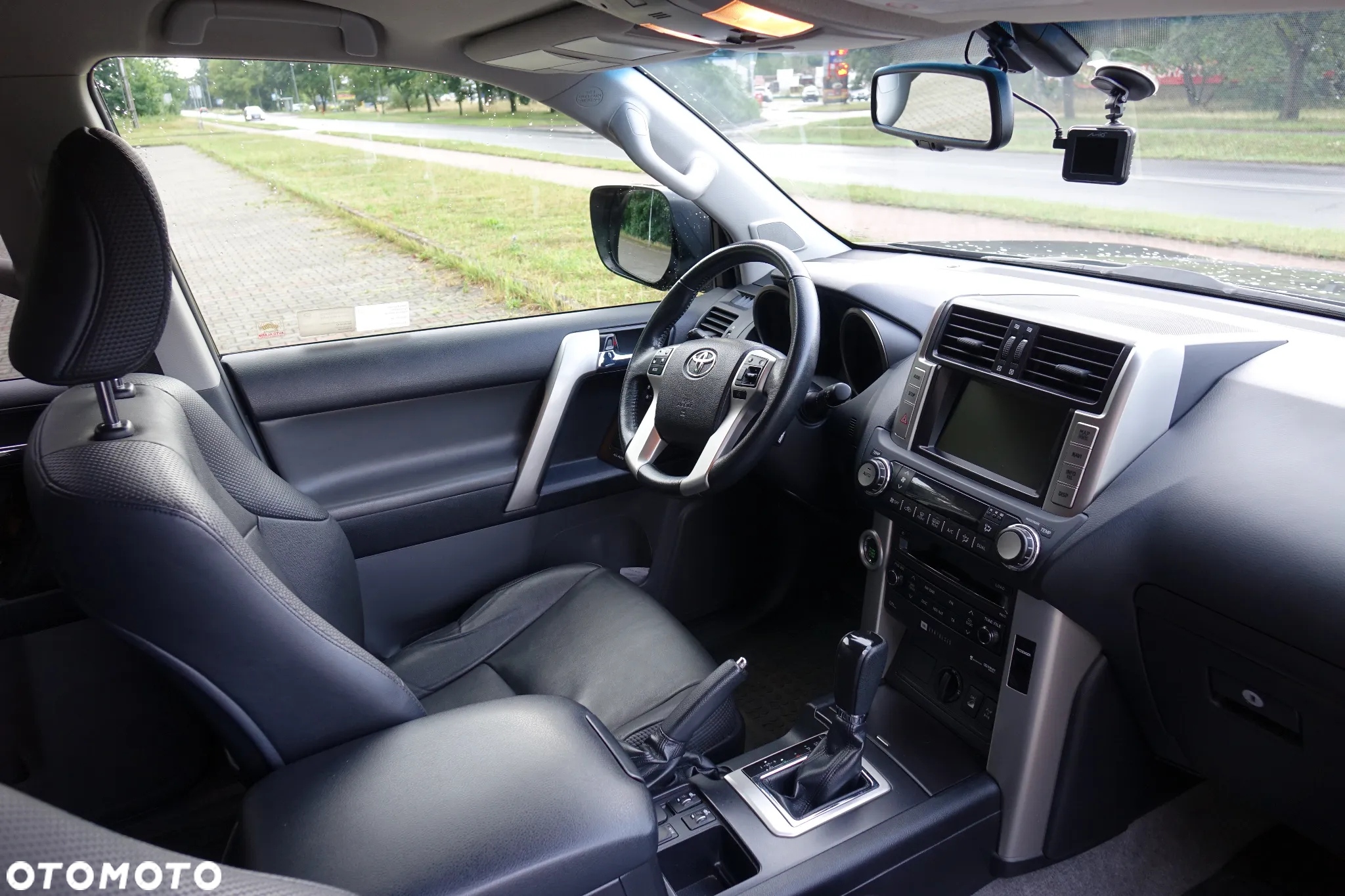 Toyota Land Cruiser LC 3.0 D-4D Sol plus - 17