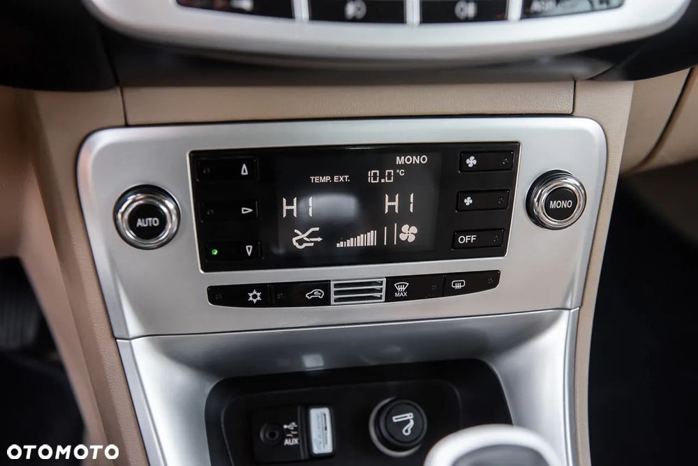 Lancia Delta 1.9 MultiJet 16V Twinturbo Gold - 22