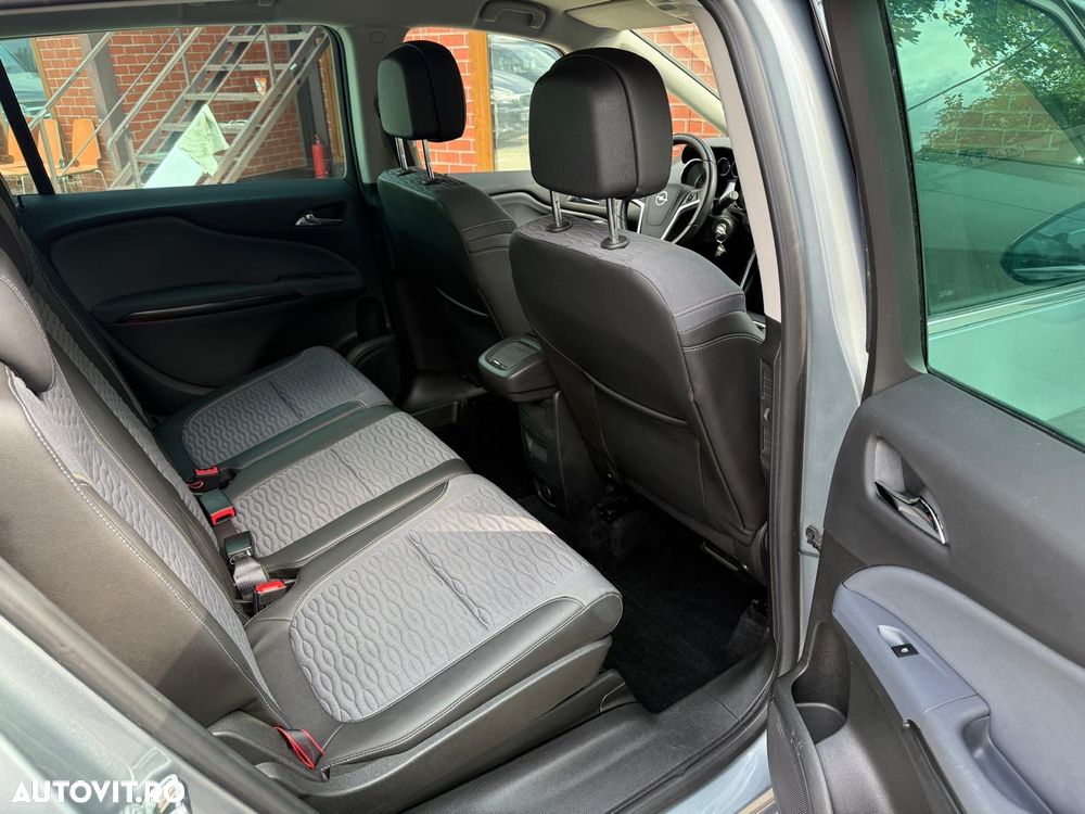 Opel Zafira Tourer 2.0 CDTI ECOTEC Cosmo - 12