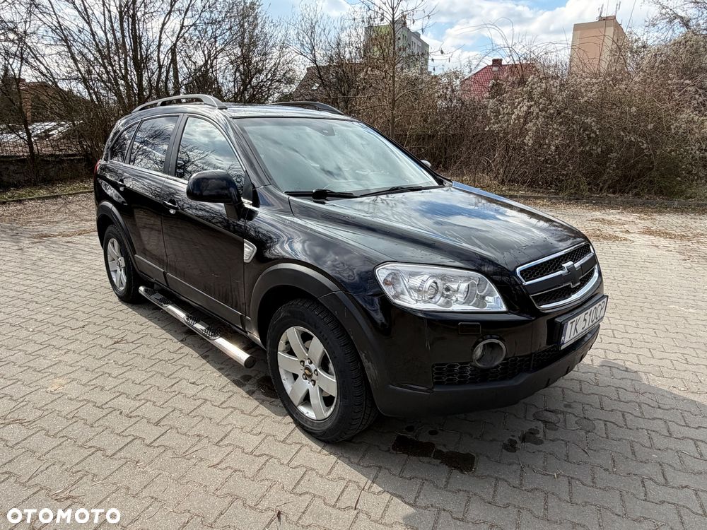 Chevrolet Captiva 2.0 d LT medium - 3