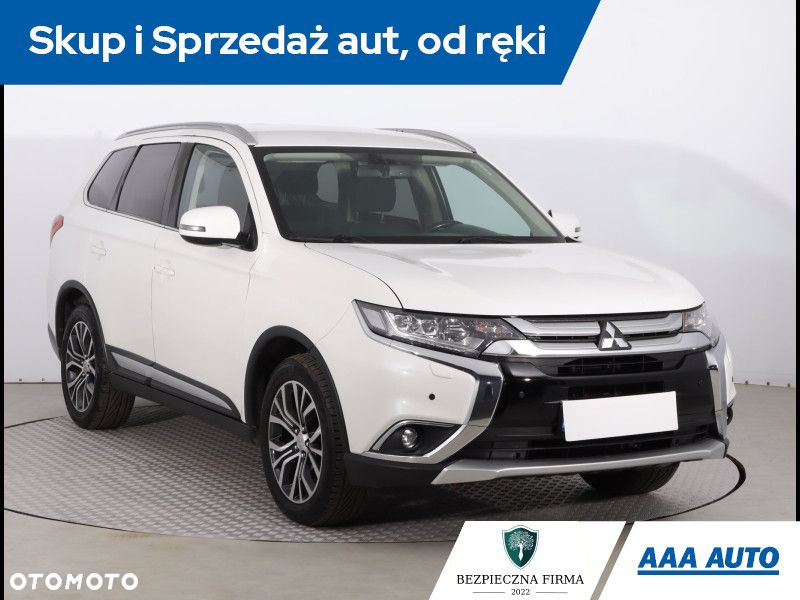 Mitsubishi Outlander - 2