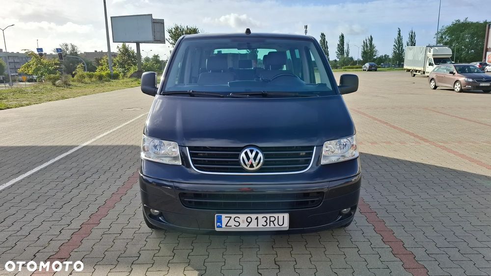 Volkswagen Multivan - 5