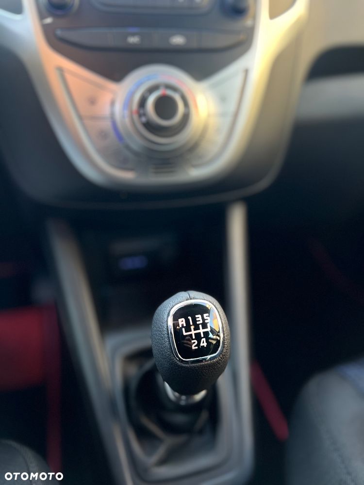 Hyundai ix20 1.4 blue Comfort - 18