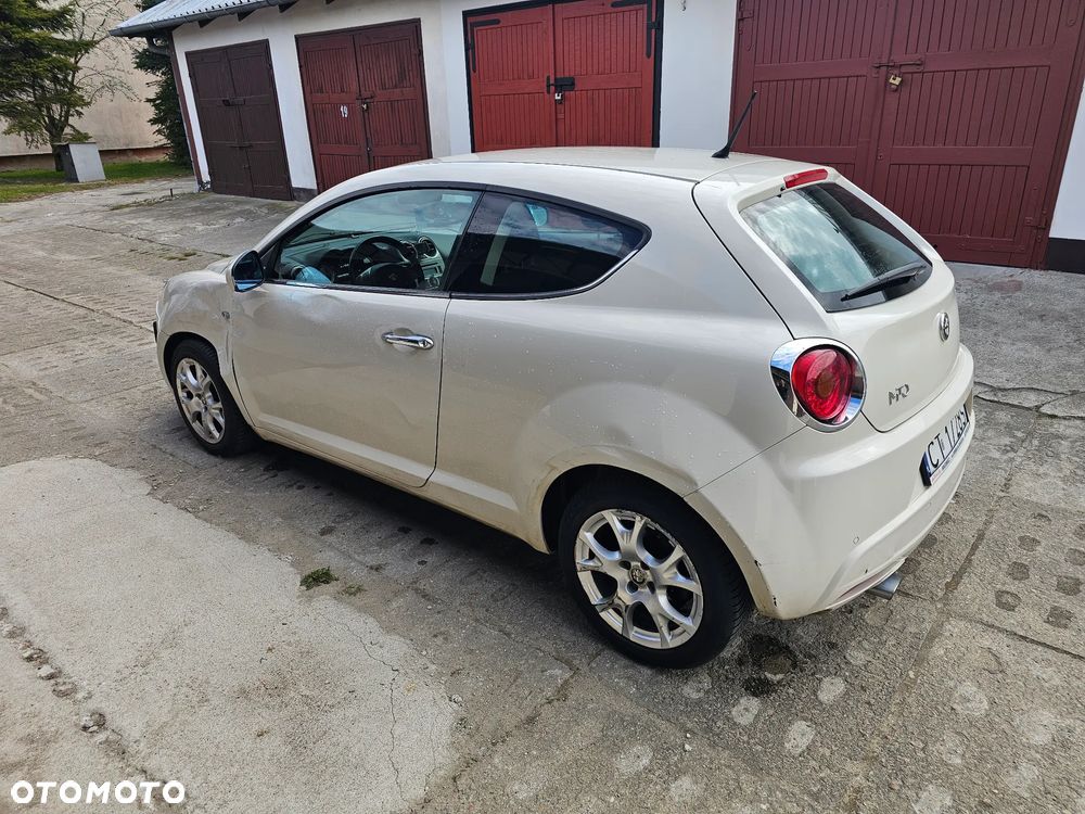 Alfa Romeo Mito 1.4 MultiAir Distinctive - 10