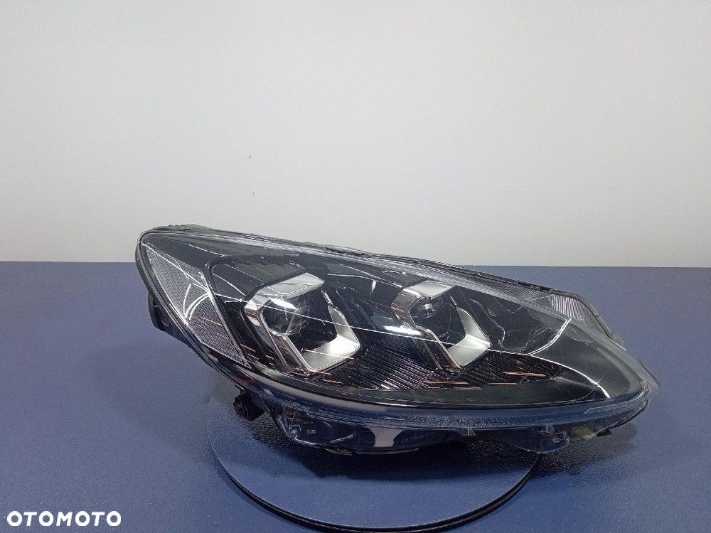 FORD KUGA MK3 REFLEKTOR PRAWY PRZÓD LAMPA PRZEDNIA LED LV4B13E016AN - 1